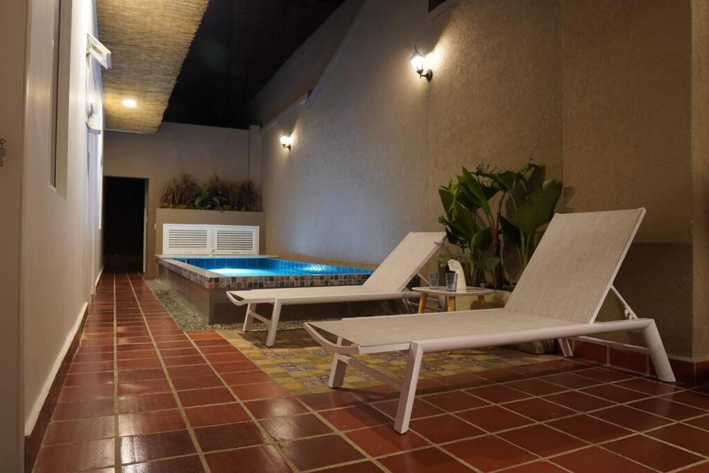 Nueva En San Antonio Cali, La Casa De Tona Villa Exterior photo