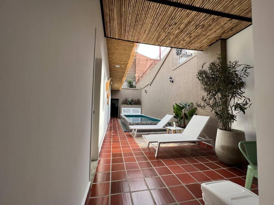Nueva En San Antonio Cali, La Casa De Tona Villa Exterior photo